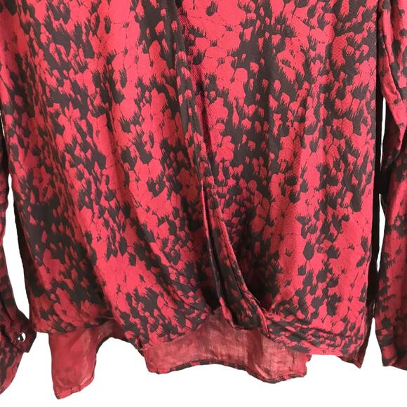 Rock & Republic Blouse Womens Sz XL Red Black Hi Low Long Sleeves Collared Top - Picture 5 of 10